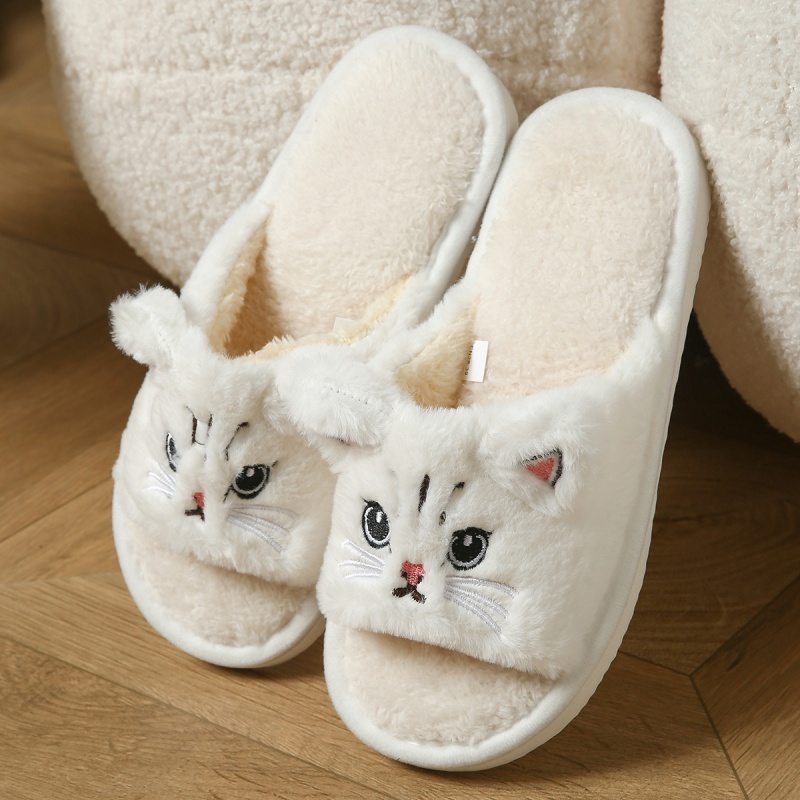 Men Shoes On Sale - Mignonnes tongs en peluche en forme