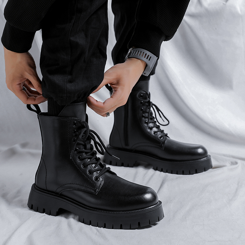 Bottes de luxe pour hommes en  - Men Shoes White Colour avis et prix